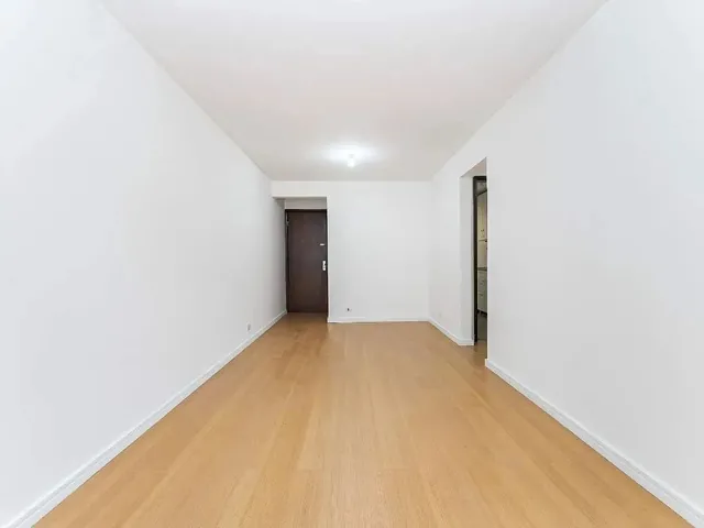 Imagem 7: Apartamento para Aluguel, 3 Quartos, 1 Vaga, Centro Cívico - Curitiba/Pr