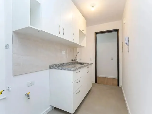 Imagem 12: Apartamento para Aluguel, 3 Quartos, 1 Vaga, Centro Cívico - Curitiba/Pr
