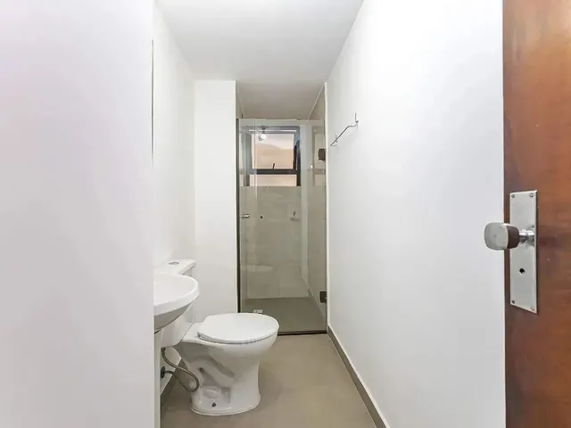Imagem 4: Apartamento para Aluguel, 3 Quartos, 1 Vaga, Centro Cívico - Curitiba/Pr