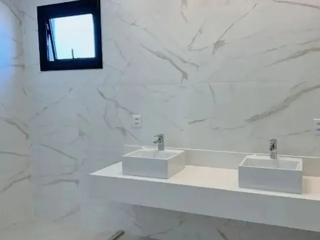 Imagem 6: Sobrado de 234 M² com 04 Quartos Sendo 04 Suítes À Venda no Jardins Sevilha - Goiânia