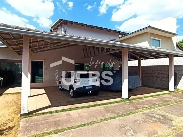 Imagem: Casa com 5 Quartos no Condomínio Prive