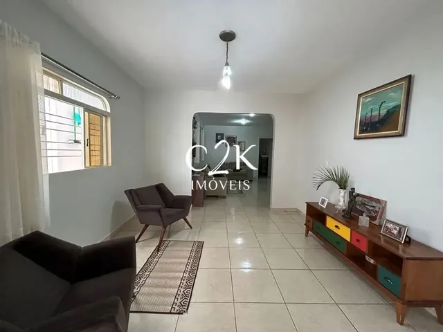Imagem 5: Casa Térrea com Amplo Jardim e Área Gourmet Setor Sudoeste, Goiânia