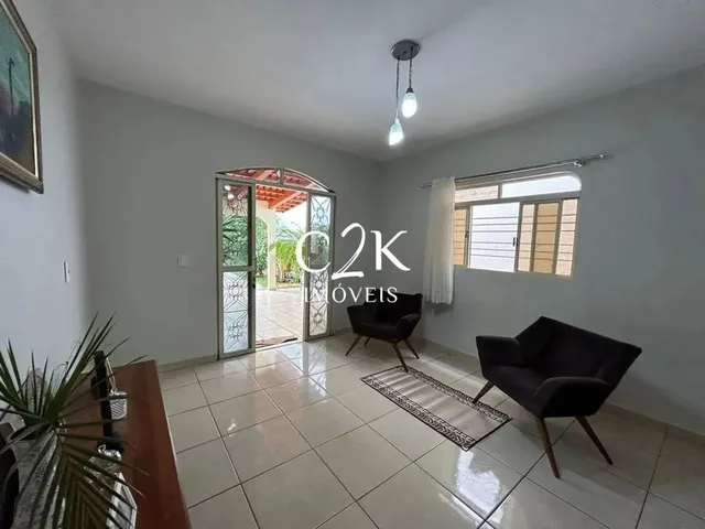 Imagem 13: Casa Térrea com Amplo Jardim e Área Gourmet Setor Sudoeste, Goiânia