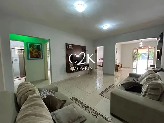 Imagem 12: Casa Térrea com Amplo Jardim e Área Gourmet Setor Sudoeste, Goiânia