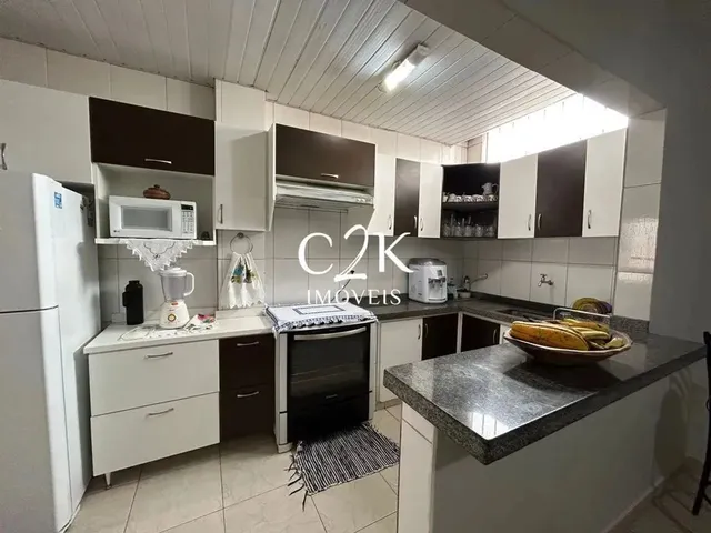 Imagem 3: Casa Térrea com Amplo Jardim e Área Gourmet Setor Sudoeste, Goiânia