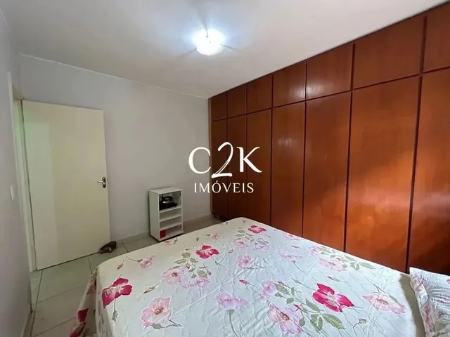 Imagem 16: Casa Térrea com Amplo Jardim e Área Gourmet Setor Sudoeste, Goiânia