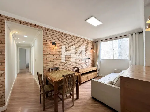 Imagem 2: Apartamento com 2 Dormitórios À Venda com 86.99M² por R$ 390.000,00 no Bairro
