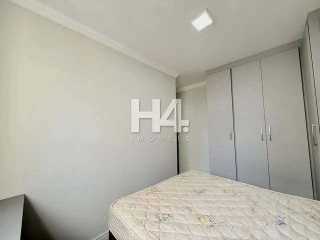 Imagem 3: Apartamento com 2 Dormitórios À Venda com 86.99M² por R$ 390.000,00 no Bairro