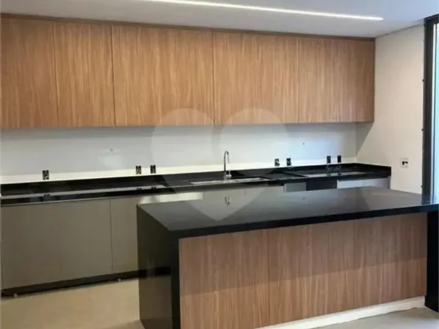 Imagem 11: Condomínio com 4 Quartos À Venda em Alphaville Centro Industrial E