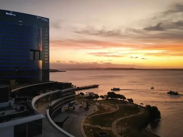 Imagem 13: Sala Comercial com Vista Panorâmica Excepcional