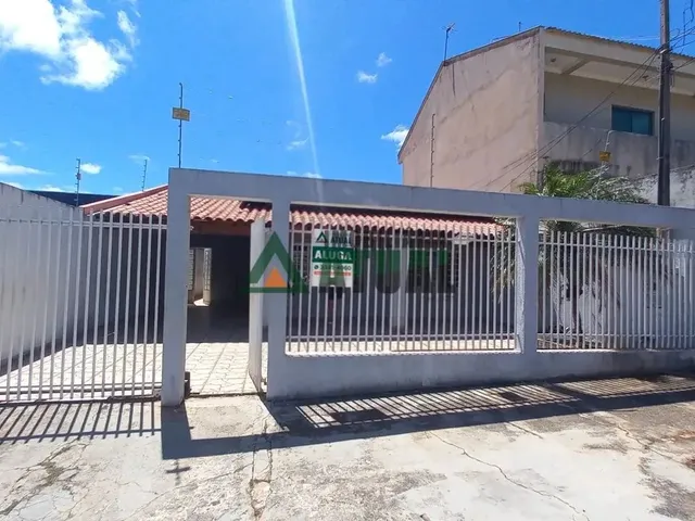 Imagem 1: Casa com 03 Quartos Sendo 01 Suíte na Região Leste de Londrina
