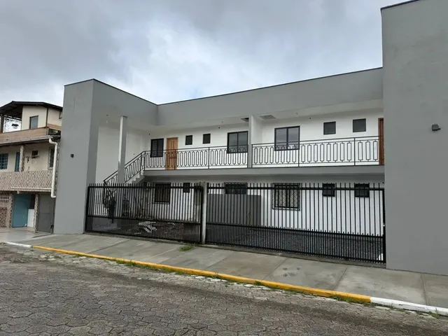 Imagem 10: Casa 2º Piso com 2 Dormitórios no Bairro Tabuleiro