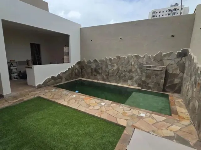 Imagem: Casa Recém-Reformada para Venda e Locação