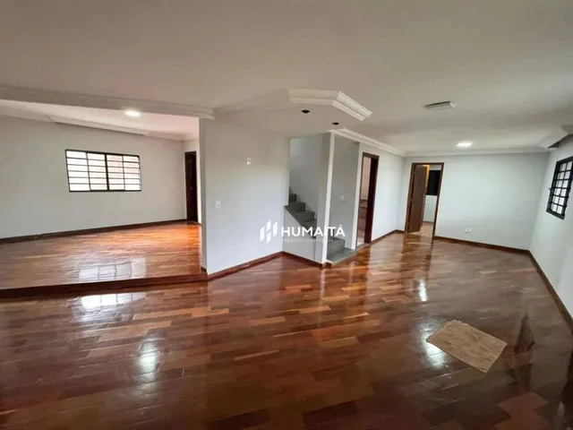 Imagem 6: Sobrado com 3 Dormitórios para Alugar, 232 M² por R$ 4.300,00/Mês - Jardim Itatiaia 2