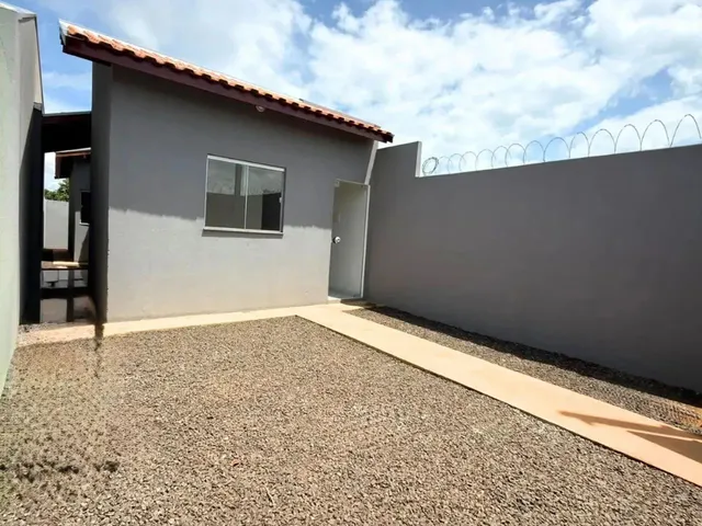 Imagem 3: Casa Á Venda com 2 Quartos no Riviera Park em Campo Grande - Ms