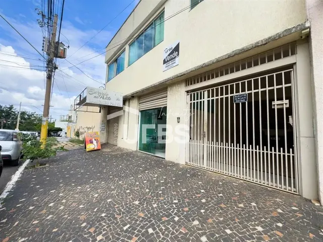 Imagem: Vendo Sobrado 05 Quartos Sendo 03 Suítes