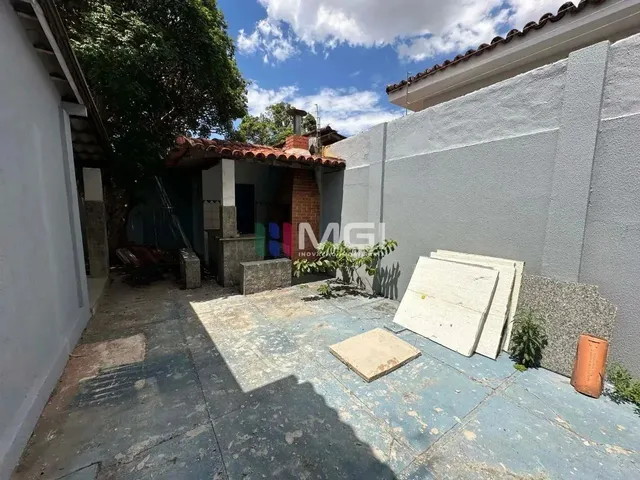 Imagem 7: Casa Comercial no Setor Sul com 6 Salas