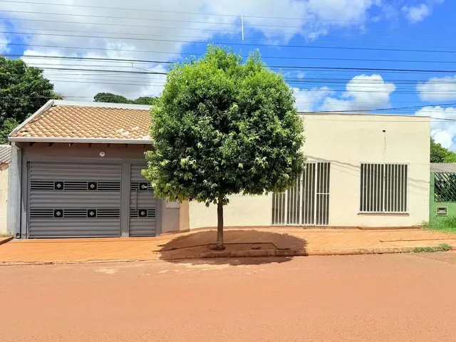 Imagem: A casa possui 3 Dormitórios, 3 Suítes, 4 Banheiros,