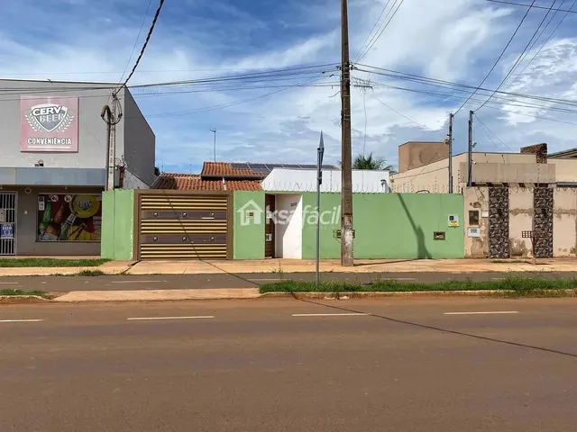 Imagem: Casa com 4 Dormitórios À Venda, 247 M²