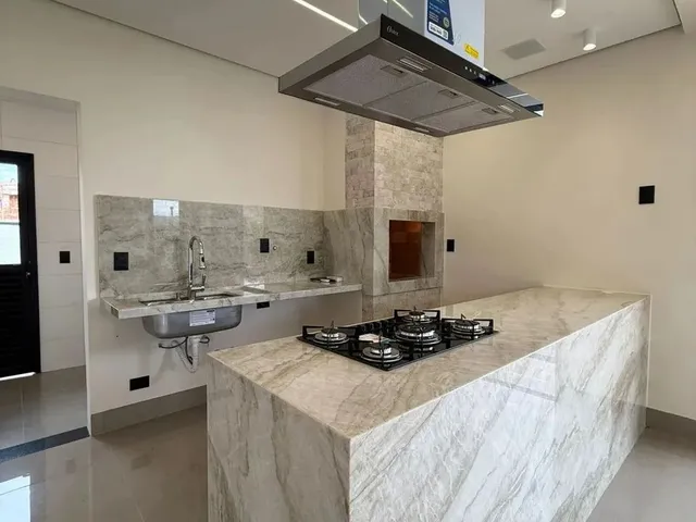 Imagem 8: Imóvel para Venda Possui 182 Metros Quadrados com 3 Quartos