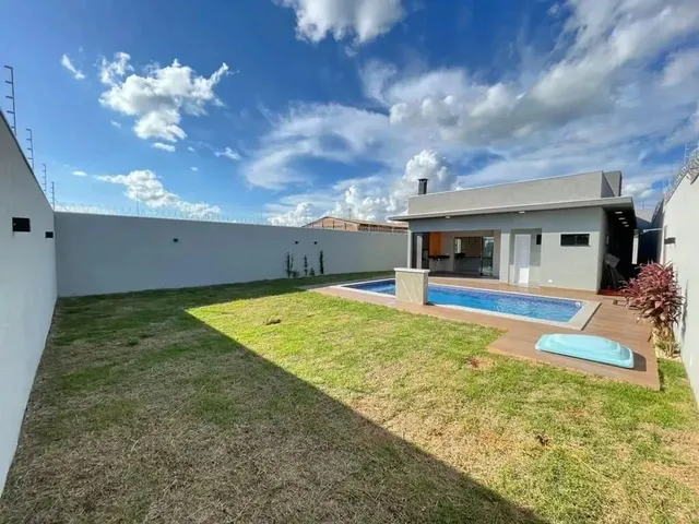 Imagem 12: Casa Térrea 01 Suite com Closet 02 Quartos Piscina Um Luxo de Espaço e Requinte