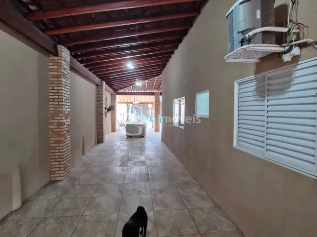 Imagem 11: Você Busca Um Imóvel Que Une Conforto, Espaço e Potencial de Investimento, Essa Casa