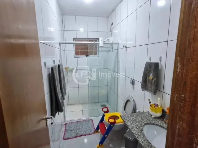 Imagem 6: Você Busca Um Imóvel Que Une Conforto, Espaço e Potencial de Investimento, Essa Casa