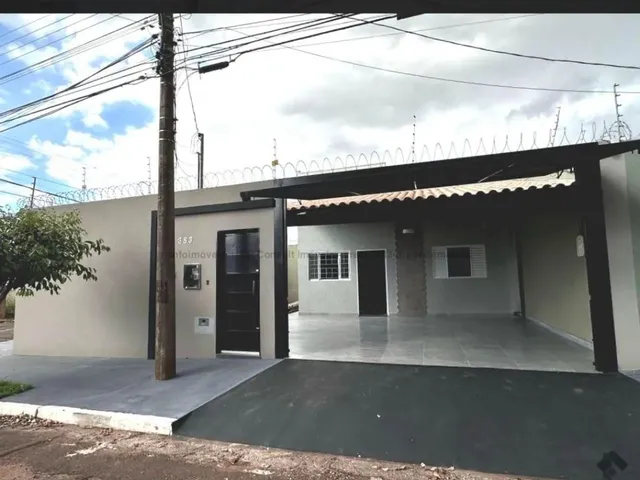 Imagem: A casa possui 2 Dormitórios, 2 Banheiros, 2 Vagas na