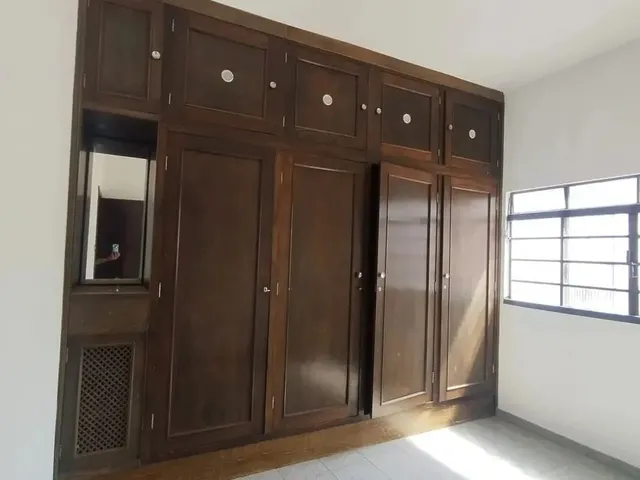 Imagem 11: Sobrado para Venda Possui 450 Metros Quadrados com 6 Quartos em Monte Castelo - Campo Gran