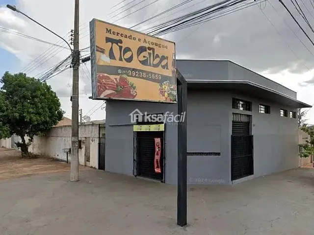 Imagem: A casa possui 3 Dormitórios, 1 Banheiro, 132m² de Área e