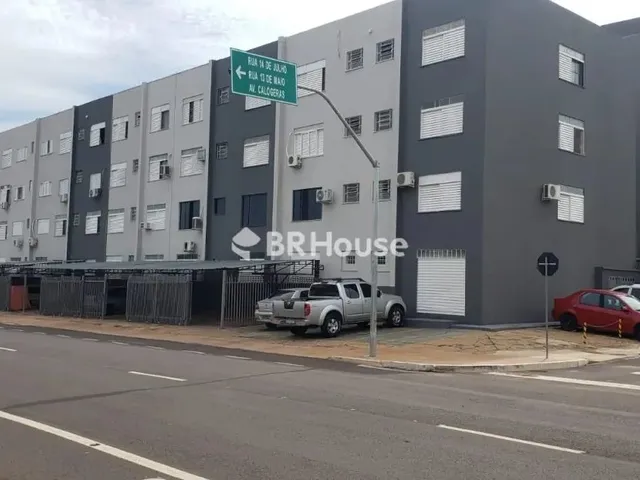 Imagem: O apartamento possui 1 Dormitório, 1 Banheiro, 1 Vaga na