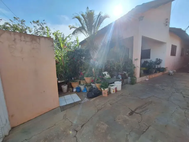 Imagem 3: Térrea para Venda com 720 Metros Quadrados com 4 Quartos em Vila Piratininga - Campo