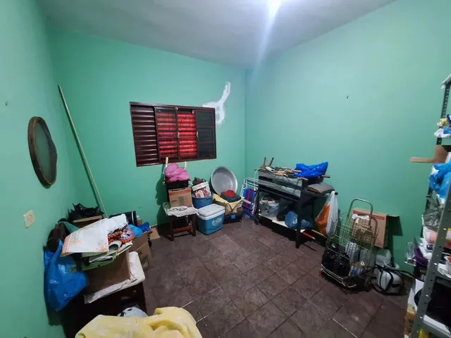 Imagem 2: Térrea para Venda com 720 Metros Quadrados com 4 Quartos em Vila Piratininga - Campo