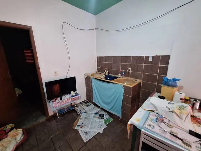 Imagem 7: Térrea para Venda com 720 Metros Quadrados com 4 Quartos em Vila Piratininga - Campo
