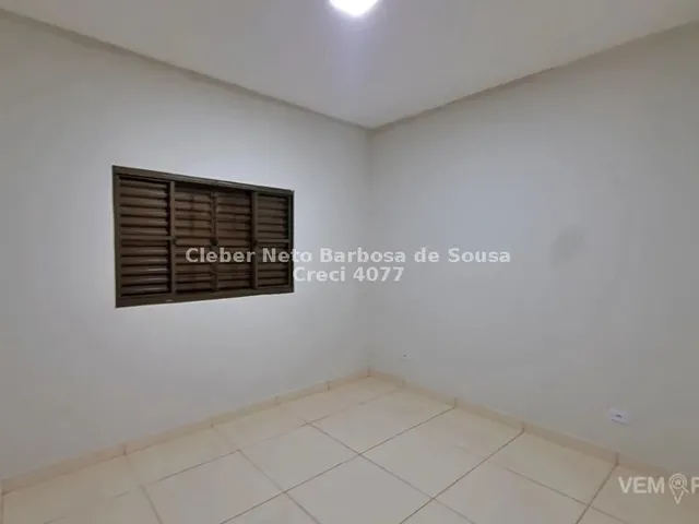 Imagem 7: Comodos Amplos e 03 Quartos