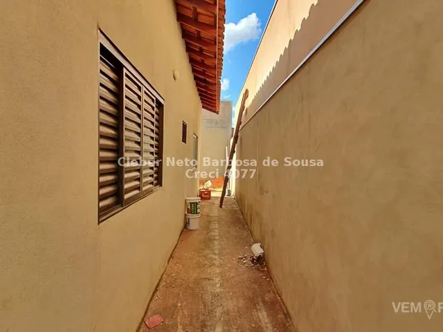 Imagem 2: Comodos Amplos e 03 Quartos