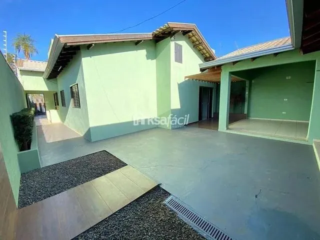Imagem: Casa com 4 Quartos À Venda, Jardim das