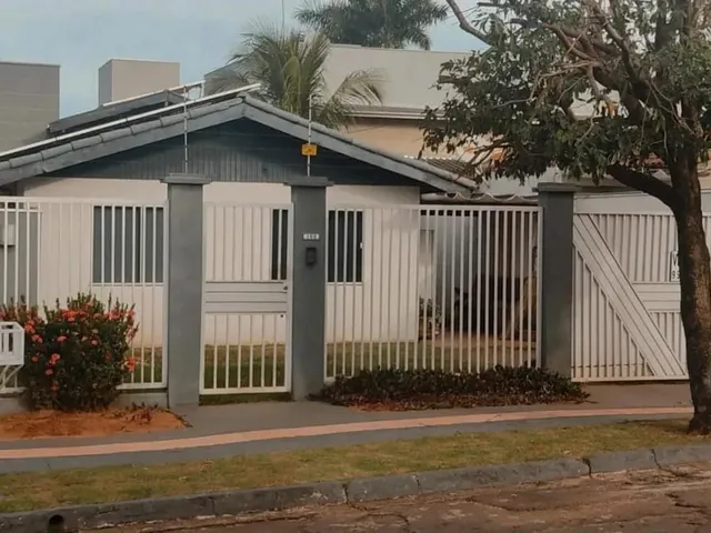 Imagem: Linda Casa com Piscina no Novos Estados