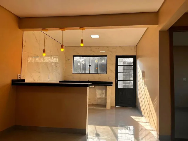 Imagem 3: Venda - Casa em Jardim Jacy com 5 Quartos