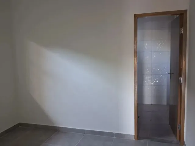 Imagem 6: Casa Térrea com Acabamento de Primeira Possui 57 Mts Quadrados com 2 Quartos no Bairro