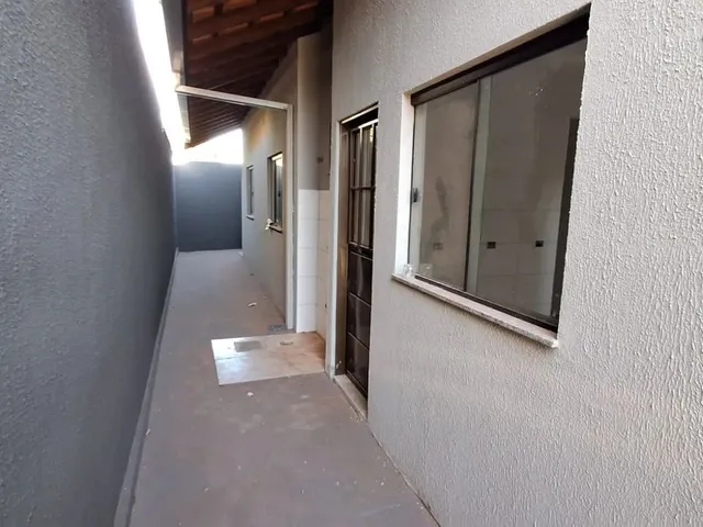 Imagem 15: Casa Térrea com Acabamento de Primeira Possui 57 Mts Quadrados com 2 Quartos no Bairro
