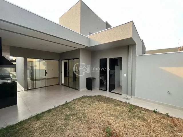 Imagem 10: Imóvel de Luxo na Vila Planalto: Casa com 3 Quartos, 3 Suítes, 1 Sala e 2 Vagas De