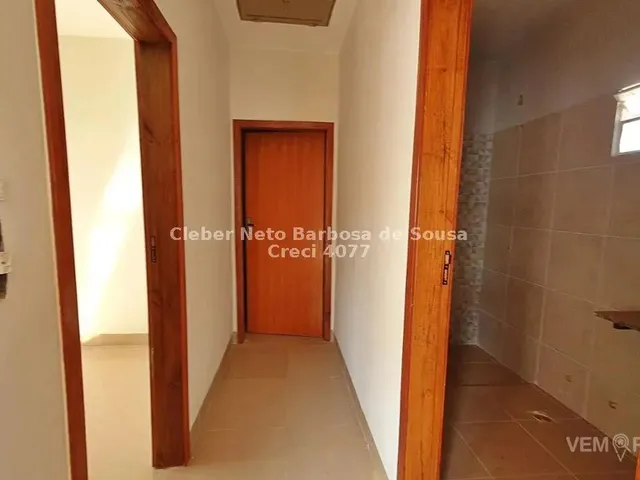 Imagem 14: Imóvel com Suíte e Vias Rápidas Até o Centro!
