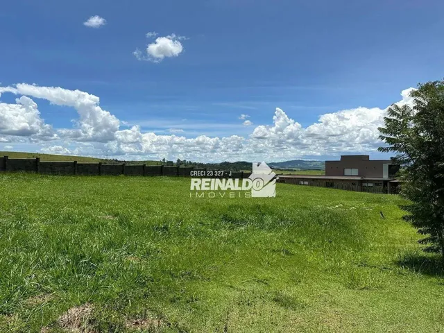 Imagem: O terreno possui 1.312m² de Área e está localizado em