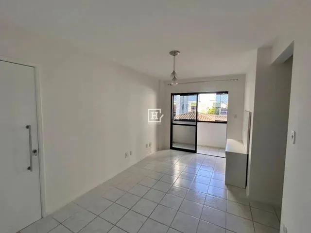 Imagem: O apartamento possui 3 Dormitórios, 2 Banheiros, 1 Vaga na