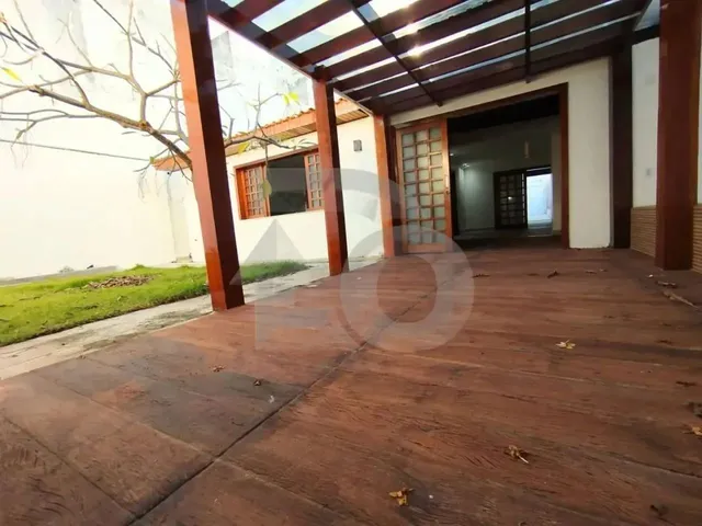 Imagem: Casa Excelente e Espaçosa À Venda com