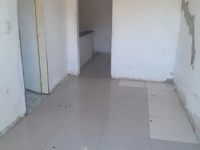 Imagem 4: Casa 70 Mil. 210m² de Área, 2 Banheirose2 Dormitórios