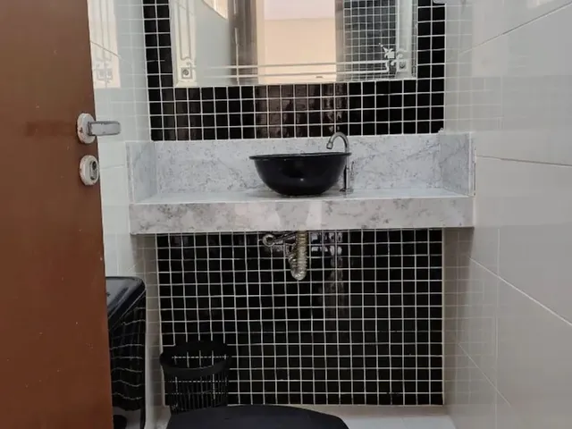 Imagem 4: Vendo Casa Duplex em Condomínio, 2 Suítes, Demais Dependências e 2 Vagas Garagem