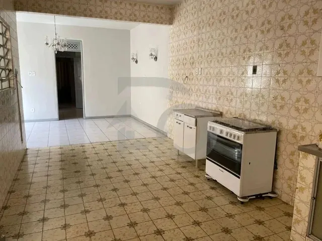 Imagem 10: Casa de 448M² no Bairro Santo Antônio com 5 Quartos, Sendo 1 Suíte