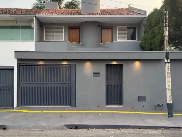Imagem: Sobrado de 248 M² com 4 Suítes À Venda